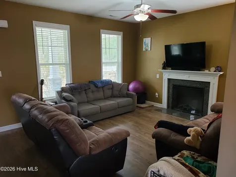 183 Pamlico Drive Holly Ridge NC 28445