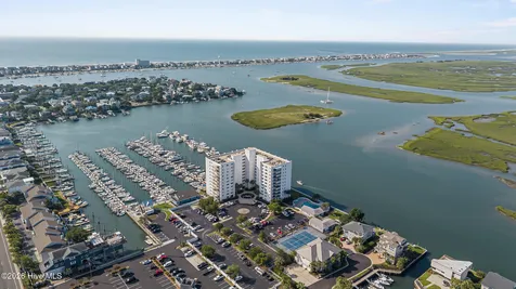 322 Causeway Drive Wrightsville Beach NC 28480