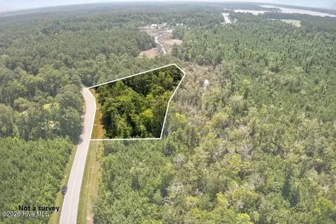 4915 Merrimon Road Beaufort NC 28516