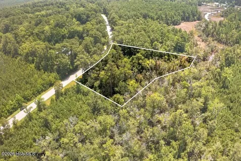 4915 Merrimon Road Beaufort NC 28516
