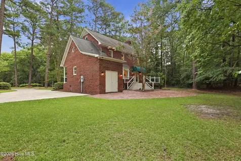 121 S Reed Drive Washington NC 27889