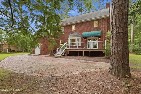 121 S Reed Drive Washington NC 27889