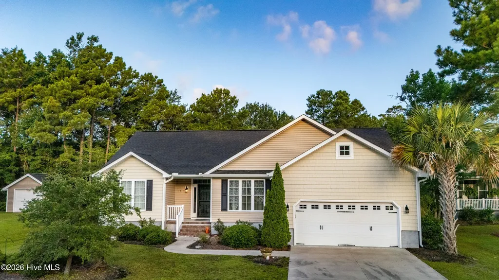 1211 Strange Court Morehead City NC 28557