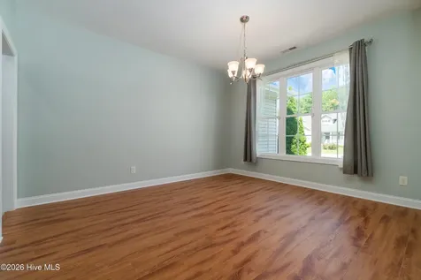 1211 Strange Court Morehead City NC 28557