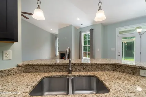 1211 Strange Court Morehead City NC 28557
