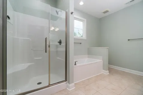 1211 Strange Court Morehead City NC 28557