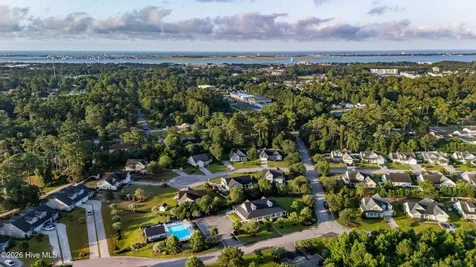 1211 Strange Court Morehead City NC 28557