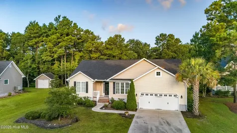 1211 Strange Court Morehead City NC 28557