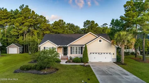 1211 Strange Court Morehead City NC 28557