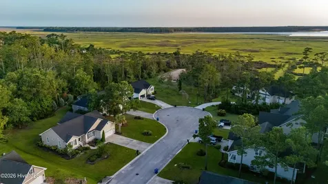 1211 Strange Court Morehead City NC 28557