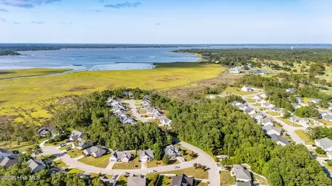 1211 Strange Court Morehead City NC 28557