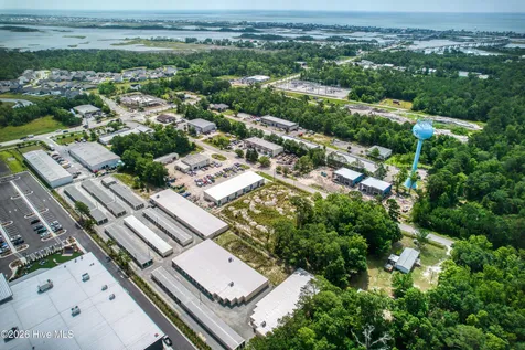 168 J H Batts Road Surf City NC 28445