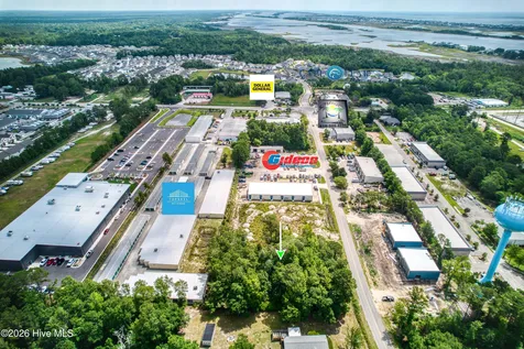 168 J H Batts Road Surf City NC 28445