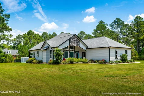 3811 Lockhaven Lane Grimesland NC 27837