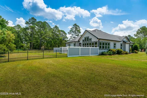 3811 Lockhaven Lane Grimesland NC 27837