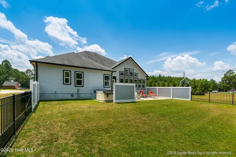 3811 Lockhaven Lane Grimesland NC 27837