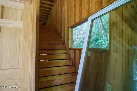 235 Rios Drive Bryson City NC 28713