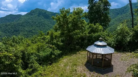 235 Rios Drive Bryson City NC 28713
