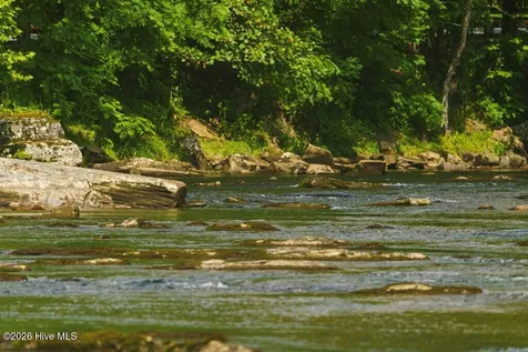 235 Rios Drive Bryson City NC 28713
