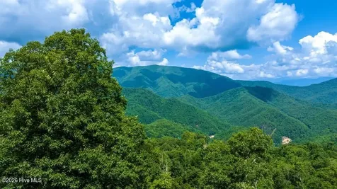 235 Rios Drive Bryson City NC 28713