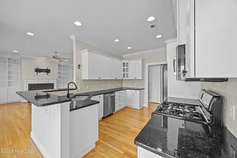 802 Blue Point Drive Wilmington NC 28411