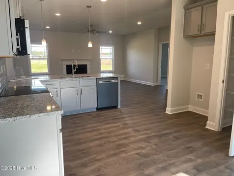 114 Seashore Street Grimesland NC 27837