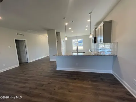 114 Seashore Street Grimesland NC 27837
