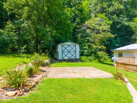 394 Anderson Road Robbinsville NC 28771