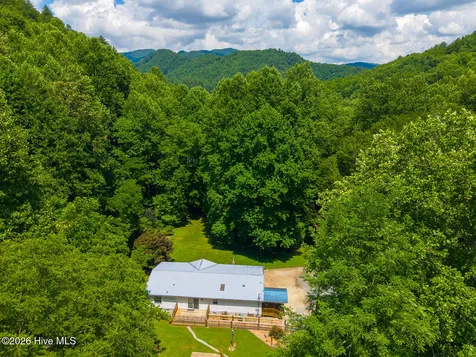 394 Anderson Road Robbinsville NC 28771