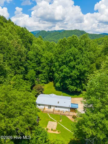 394 Anderson Road Robbinsville NC 28771