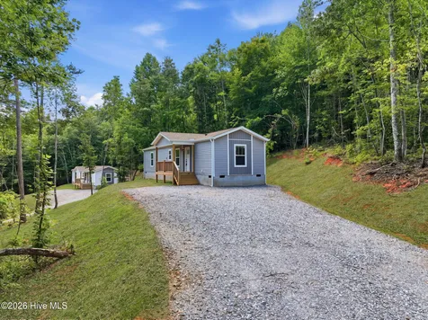 285 Loganberry Lane Hayesville NC 28904