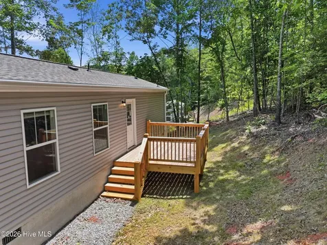 285 Loganberry Lane Hayesville NC 28904