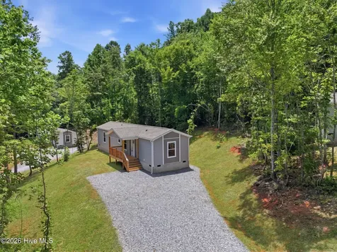 285 Loganberry Lane Hayesville NC 28904