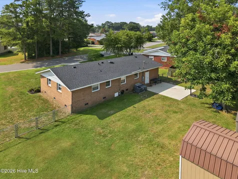 4114 Edgewood Drive Ayden NC 28513