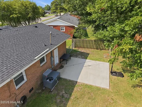 4114 Edgewood Drive Ayden NC 28513