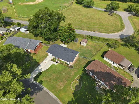 4114 Edgewood Drive Ayden NC 28513