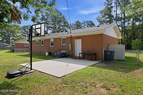 4114 Edgewood Drive Ayden NC 28513