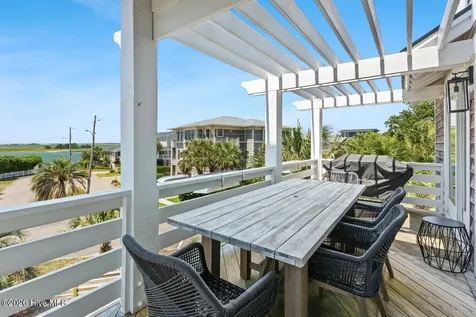 202 Live Oak Drive Wrightsville Beach NC 28480