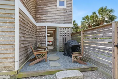 202 Live Oak Drive Wrightsville Beach NC 28480