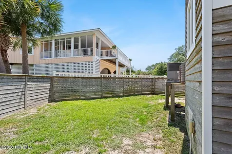 202 Live Oak Drive Wrightsville Beach NC 28480