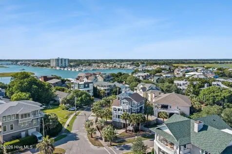 202 Live Oak Drive Wrightsville Beach NC 28480