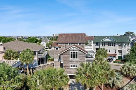 202 Live Oak Drive Wrightsville Beach NC 28480