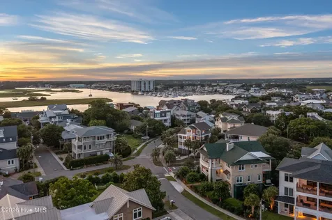 202 Live Oak Drive Wrightsville Beach NC 28480
