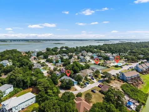 8708 Plantation Drive Emerald Isle NC 28594