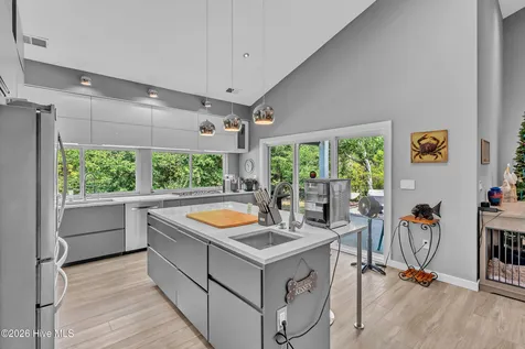 8708 Plantation Drive Emerald Isle NC 28594