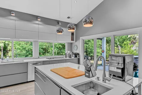 8708 Plantation Drive Emerald Isle NC 28594