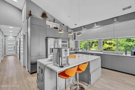 8708 Plantation Drive Emerald Isle NC 28594