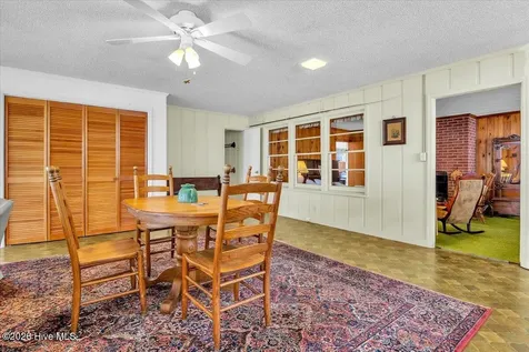 113 Clinton Road Elizabethtown NC 28337