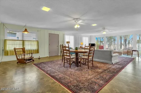 113 Clinton Road Elizabethtown NC 28337