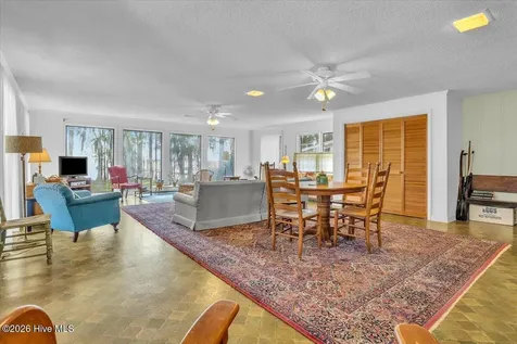 113 Clinton Road Elizabethtown NC 28337